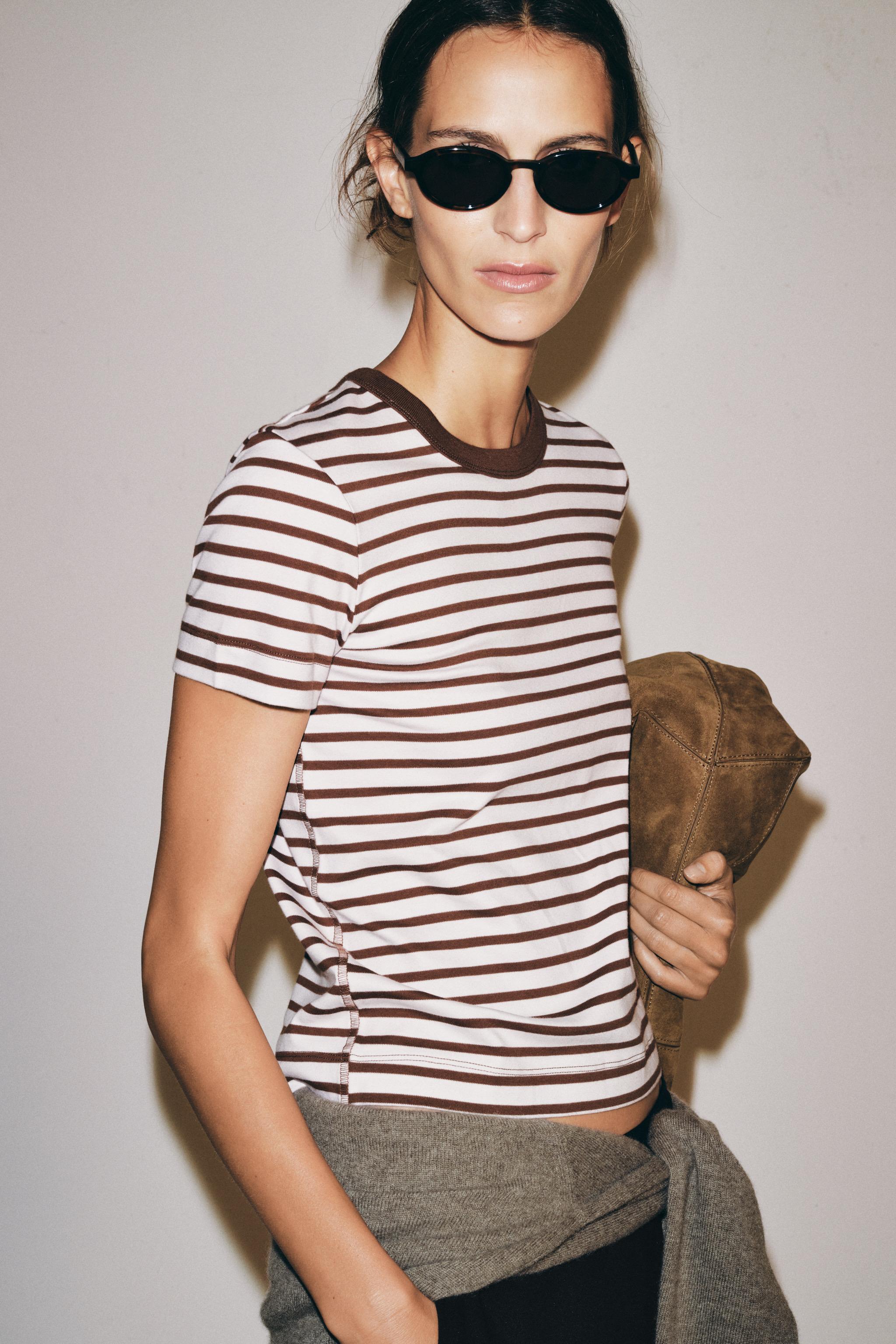 SHORT SLEEVE INTERLOCK T-SHIRT